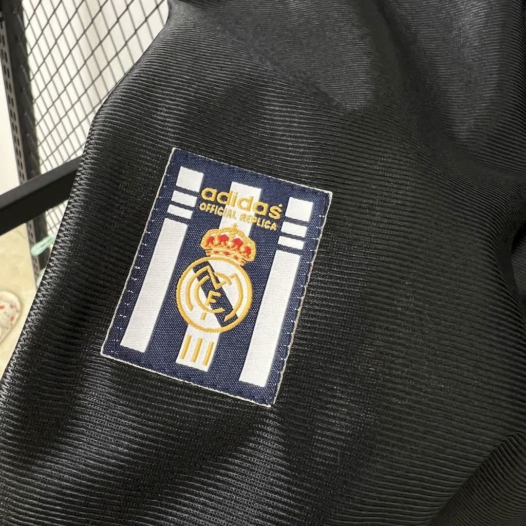 football-shirt-real-madrid-away-99-01-retro-4 Football Shirt Real Madrid Away 99-01 Retro extra 2