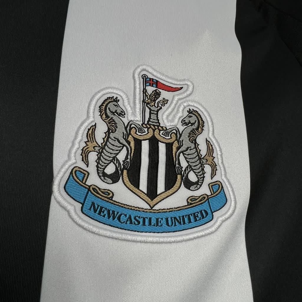 Football Shirt Newcastle United Home 24-25 extra 2
