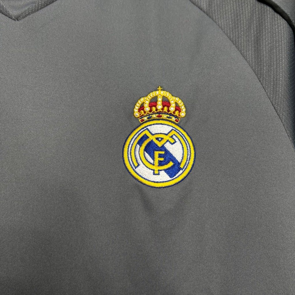 football-shirt-real-madrid-third-05-06-retro-1-5 Football Shirt Real Madrid Third 05-06 Retro extra 3