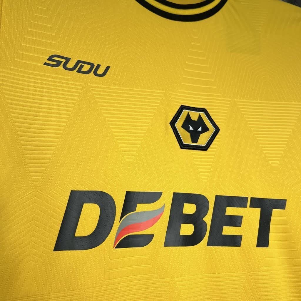 football-shirt-wolverhampton-wanderers-home-24-25-5 Football Shirt Wolverhampton Wanderers Home 24-25 extra 3