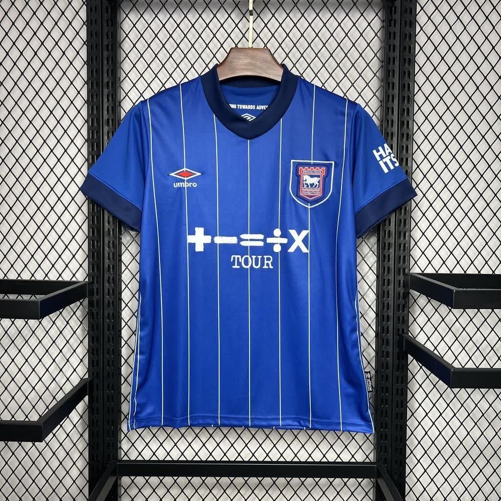 football-shirt-ipswich-town-home-25-26-5 Football Shirt Ipswich Town Home 25-26 extra 3