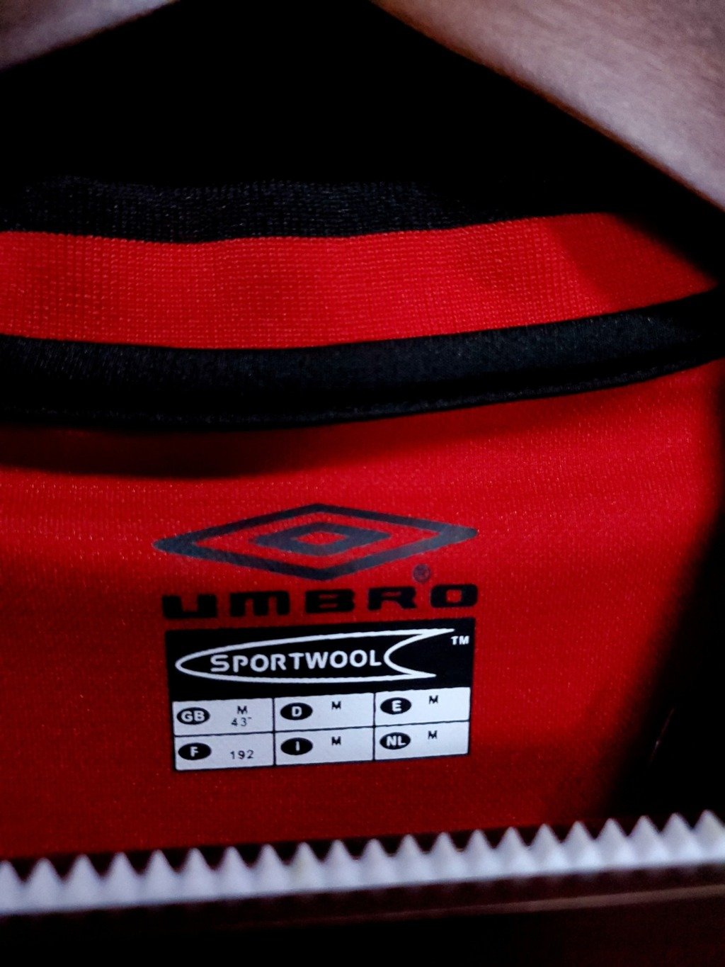 football-shirt-manchester-united-home-00-01-retro-5 Football Shirt Manchester United Home 00-01 Retro extra 3