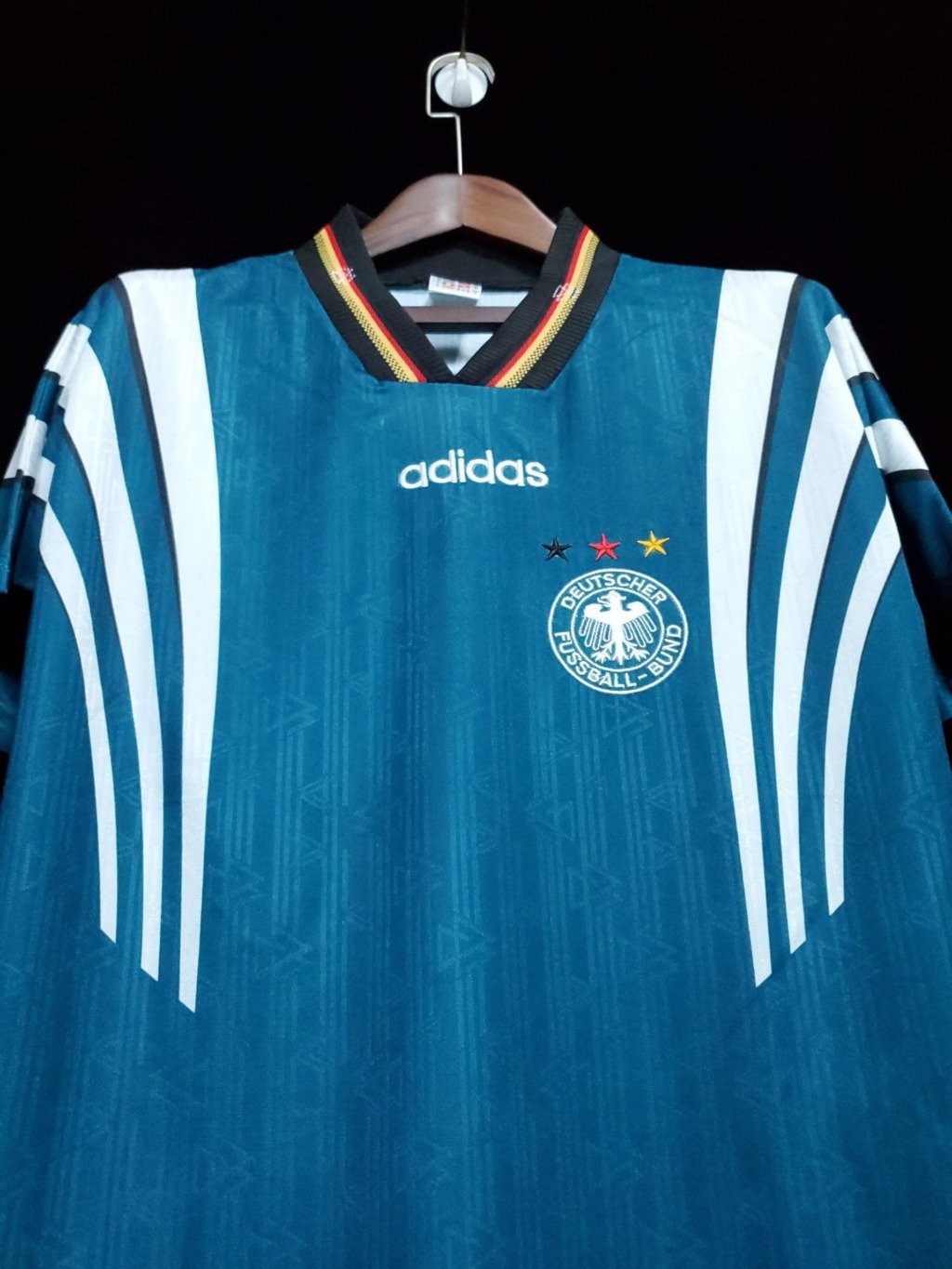 football-shirt-germany-away-98-99-retro-5 Football Shirt Germany Away 98-99 Retro extra 3