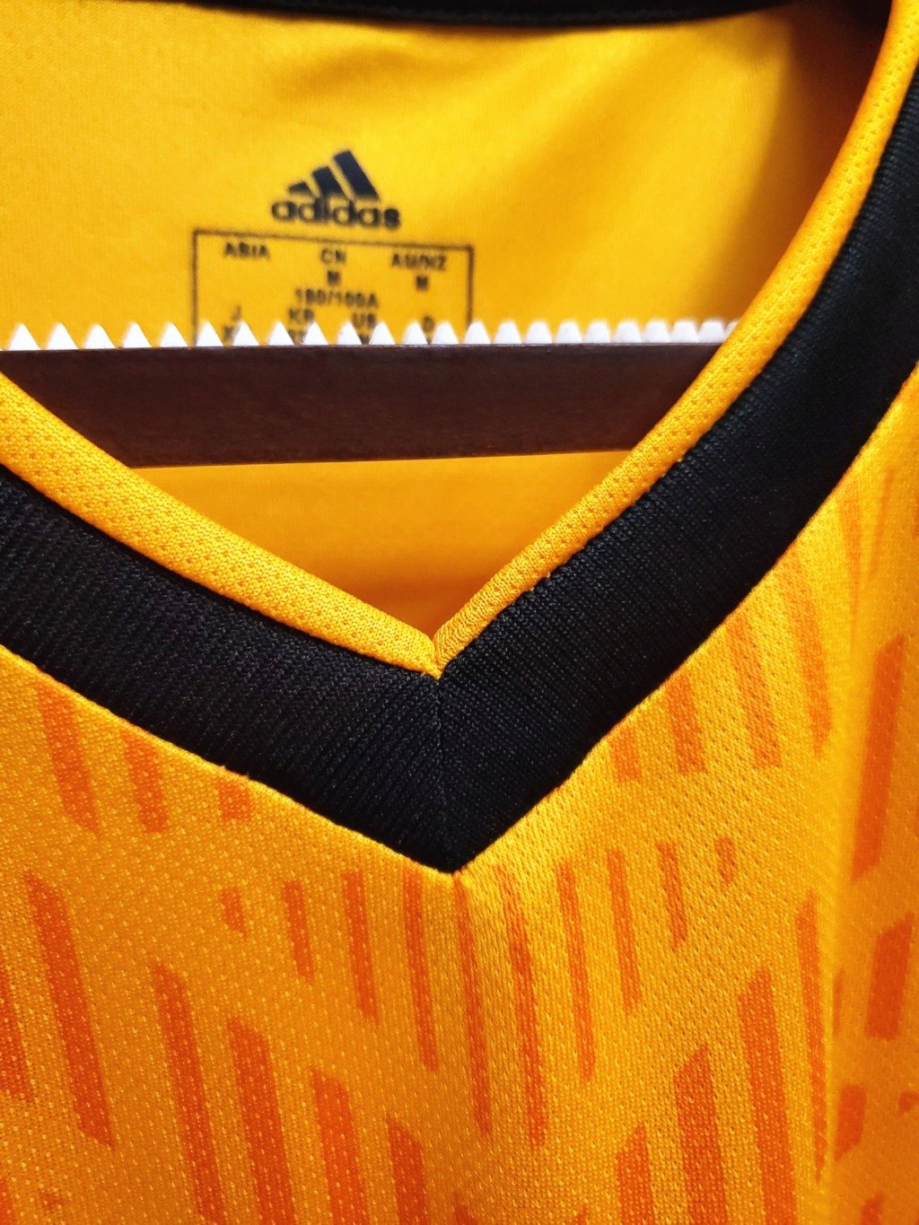 football-shirt-wolves-home-20-21-2 Football Shirt Wolves Home 20-21 back
