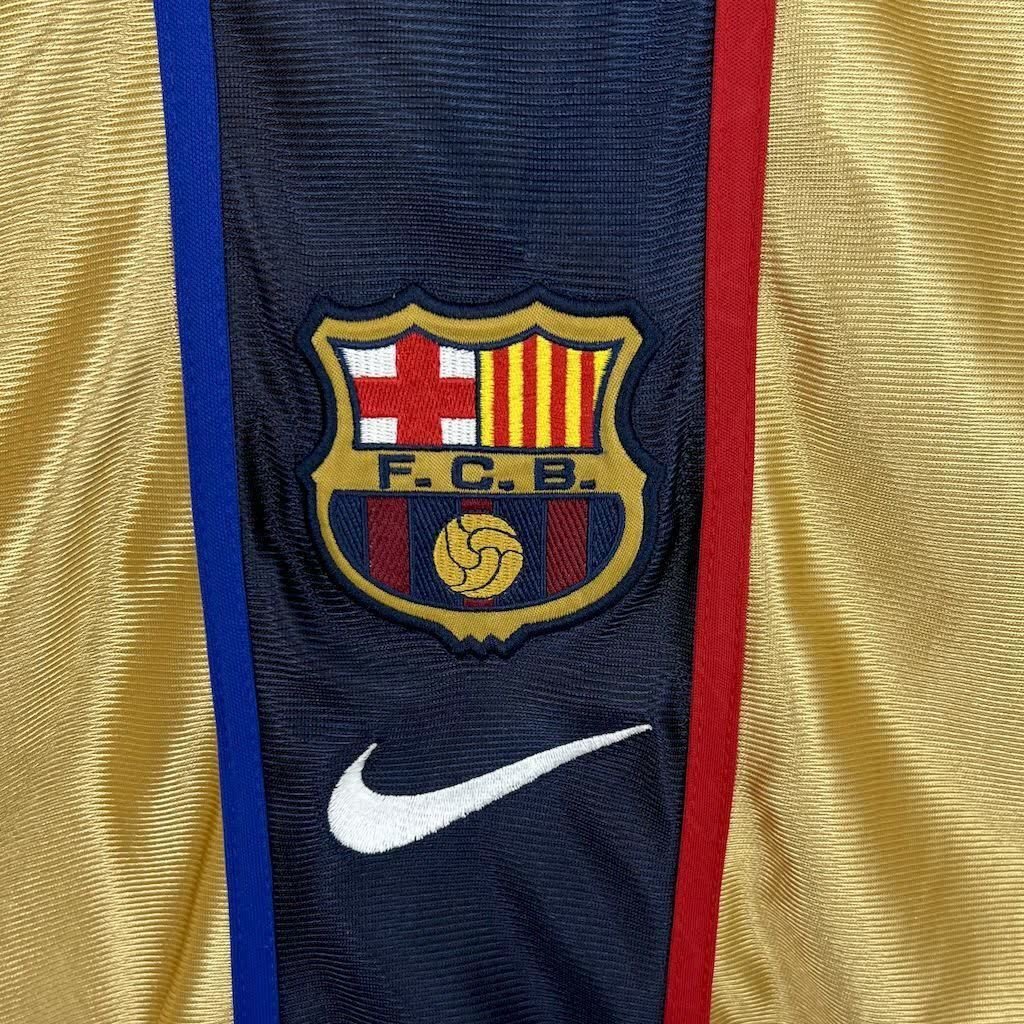 football-shirt-fc-barcelona-away-01-02-retro-6 Football Shirt FC Barcelona Away 01-02 Retro extra 4