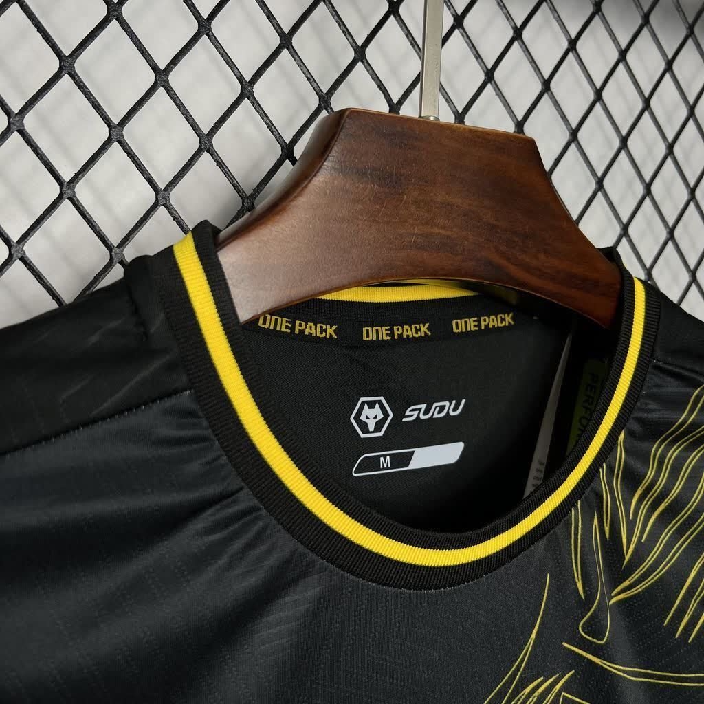 football-shirt-wolverhampton-wanderers-away-25-26-6 Football Shirt Wolverhampton Wanderers Away 25-26 extra 4