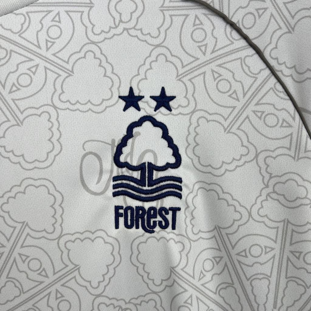 football-shirt-nottingham-forest-away-25-27-6 Football Shirt Nottingham Forest Away 25-26 extra 4