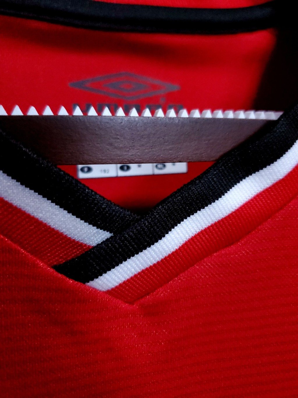 football-shirt-manchester-united-home-00-01-retro-6 Football Shirt Manchester United Home 00-01 Retro extra 4