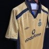 football-shirt-manchester-united-reversible-100th-anniversary-25-26-2 Football Shirt Manchester United Reversible 100th Anniversary 25-26 back