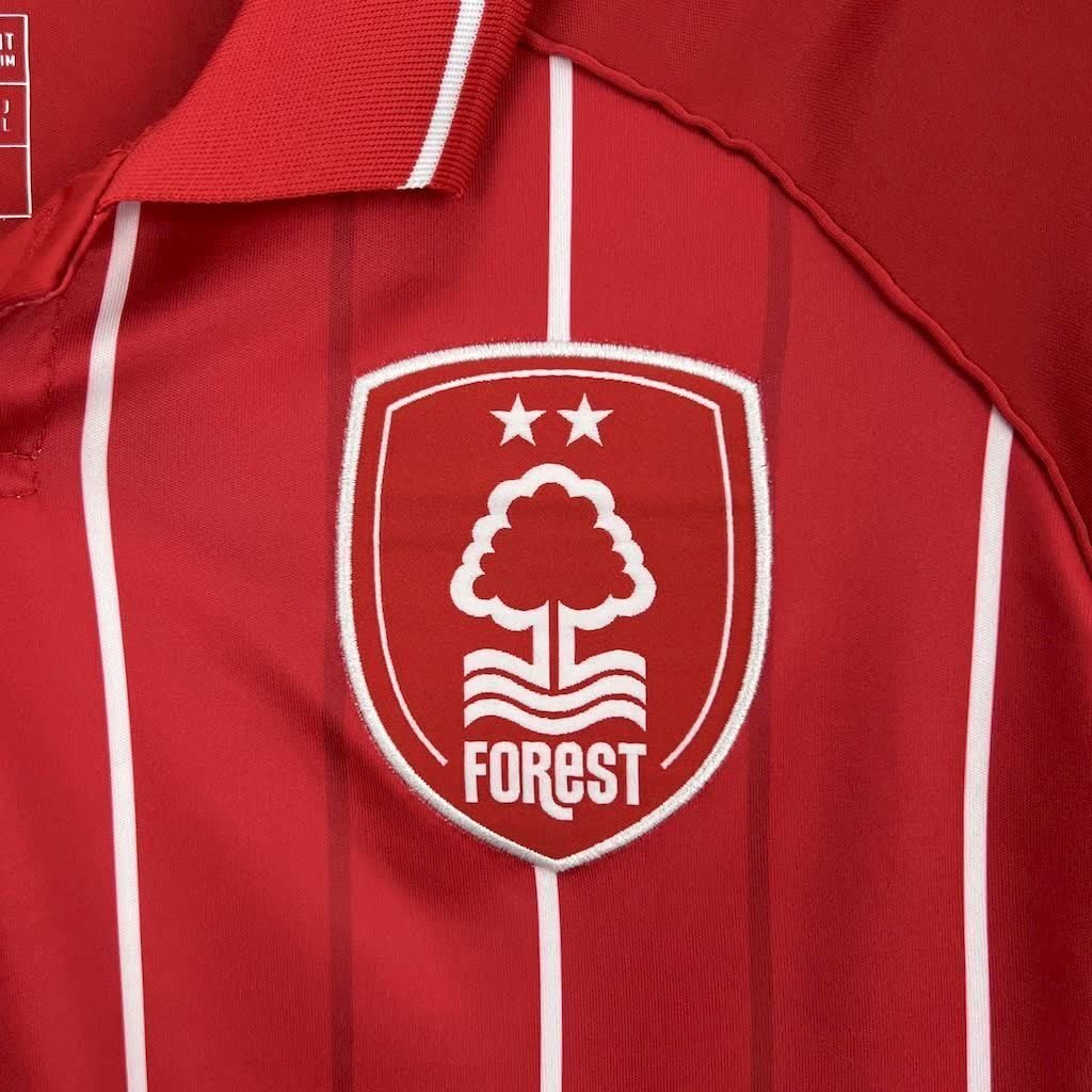 football-shirt-nottingham-forest-home-25-26-6 Football Shirt Nottingham Forest Home 25-26 extra 4