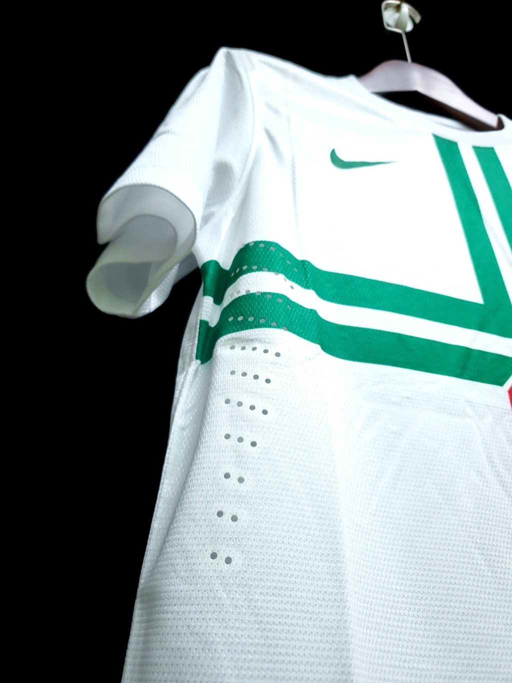football-shirt-portugal-away-12-13-retro-6 Football Shirt Portugal Away 12-13 Retro extra 4