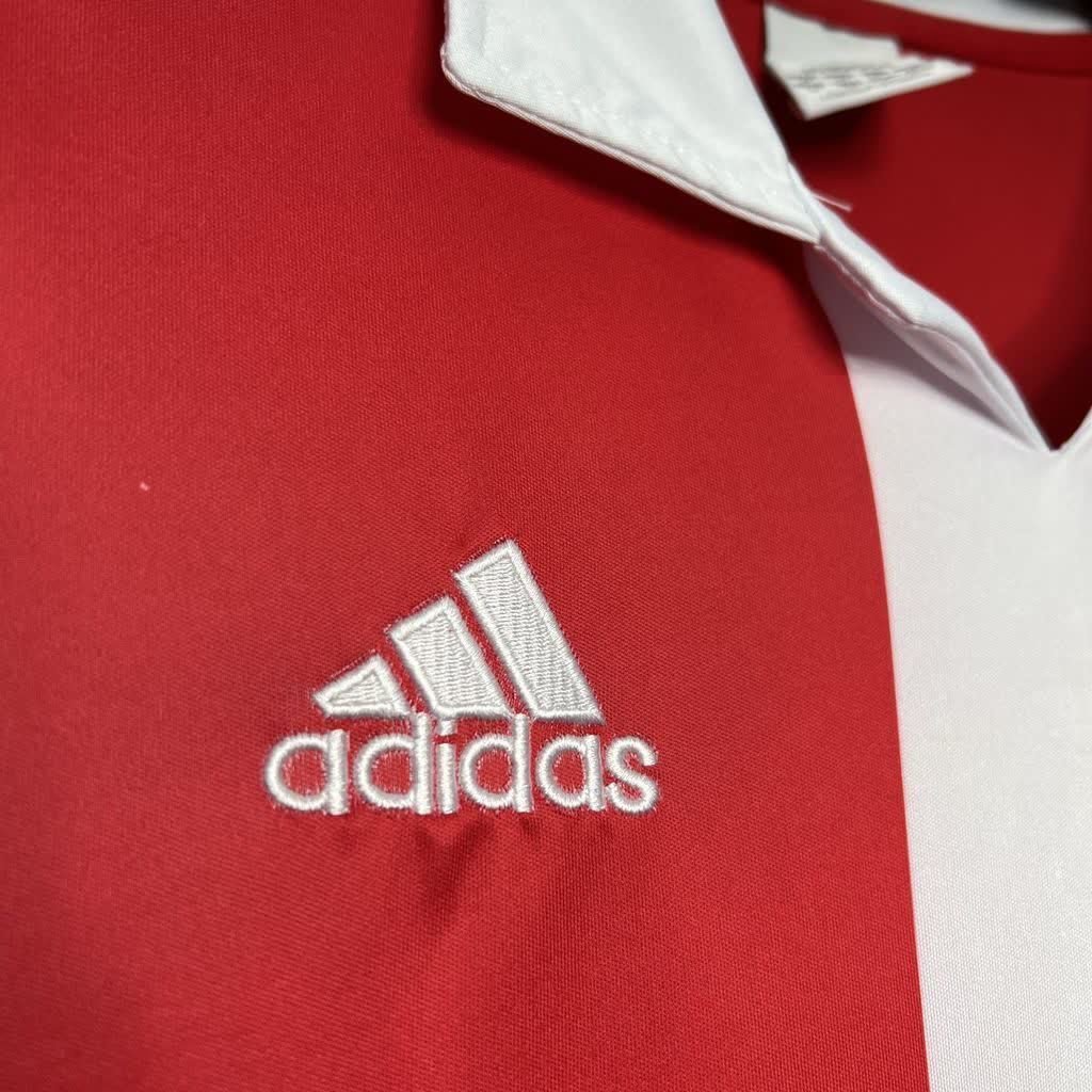 football-shirt-sl-benfica-home-04-05-retro-7 Football Shirt SL Benfica Home 04-05 Retro extra 5